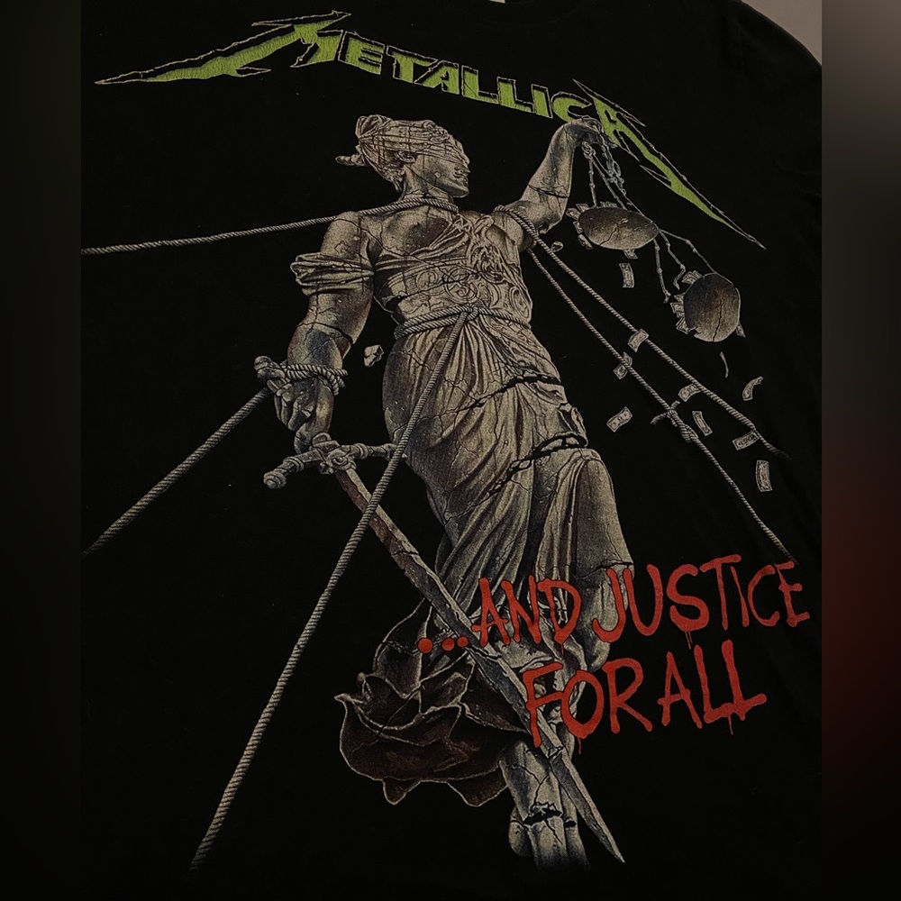 Metallica Tee